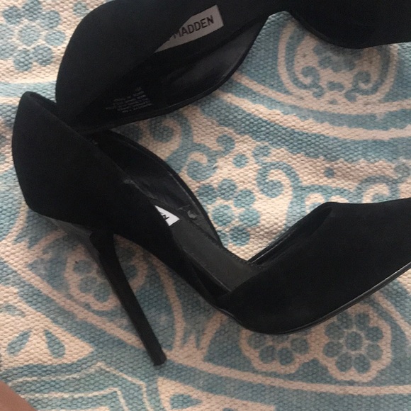 🚫SOLD🚫Steve Madden black heels. - Picture 4 of 4